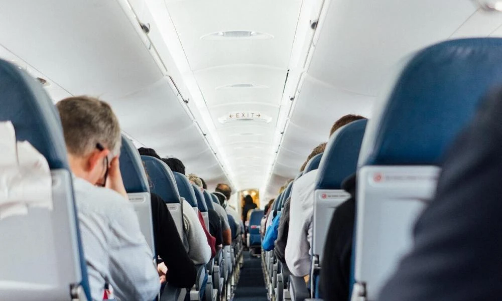 Η τουριστική κίνηση σε αεροδρόμια, σταθμούς και λιμάνια το 2023